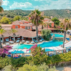 Felix - Galanias & Retreat 4* Bari Sardo